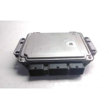 Recambio de centralita motor uce para renault megane ii berlina 5p dynamique referencia OEM IAM 0281011776 8200391966 