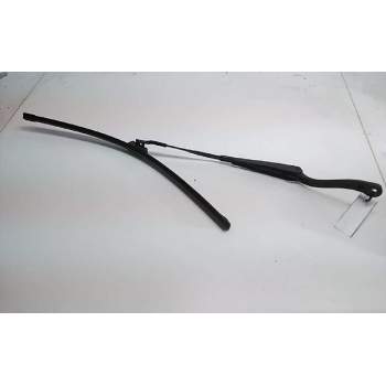 BRAZO LIMPIA DELANTERO IZQUIERDO A2048200044 