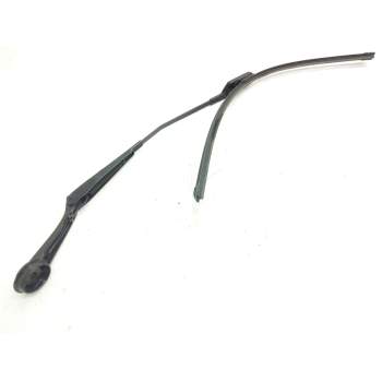 BRAZO LIMPIA DELANTERO DERECHO BM5117526BC 