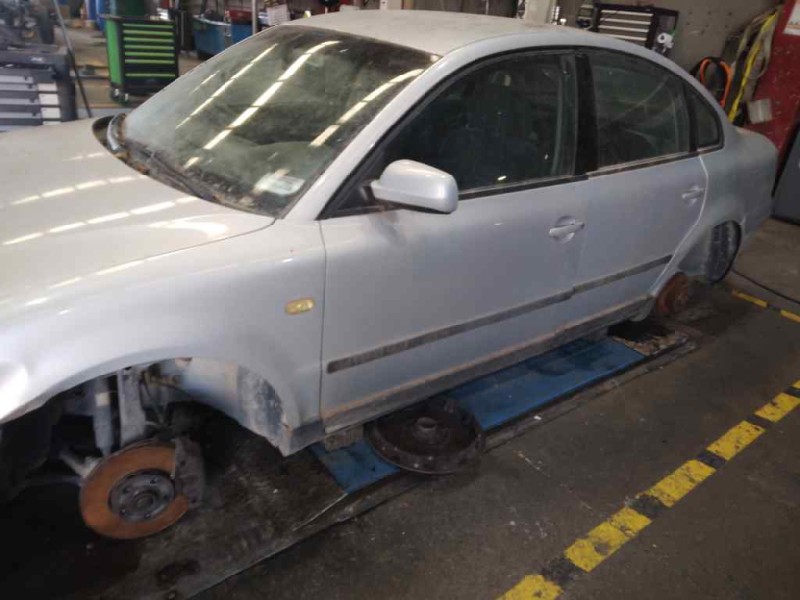 volkswagen passat berlina (3b2) del año 1999