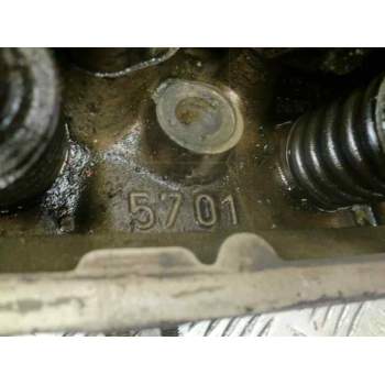 Recambio de culata para mercedes-benz clase c (w201) berlina 2.3 cat referencia OEM IAM 5701  33126