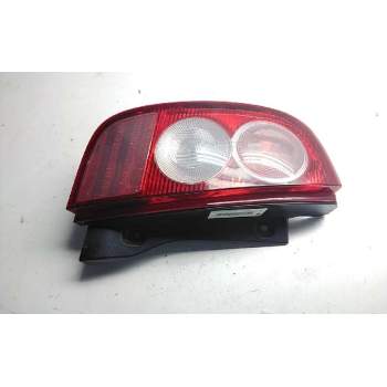 PILOTO TRASERO IZQUIERDO 26559AX710 