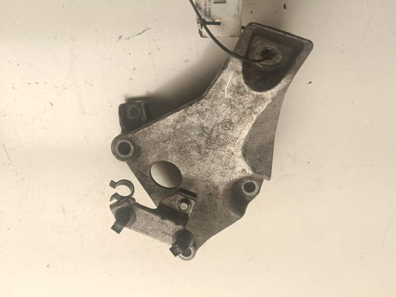 Recambio de soporte motor izquierdo superior para bmw 1 (e87) 118 d referencia OEM IAM 22116775041  