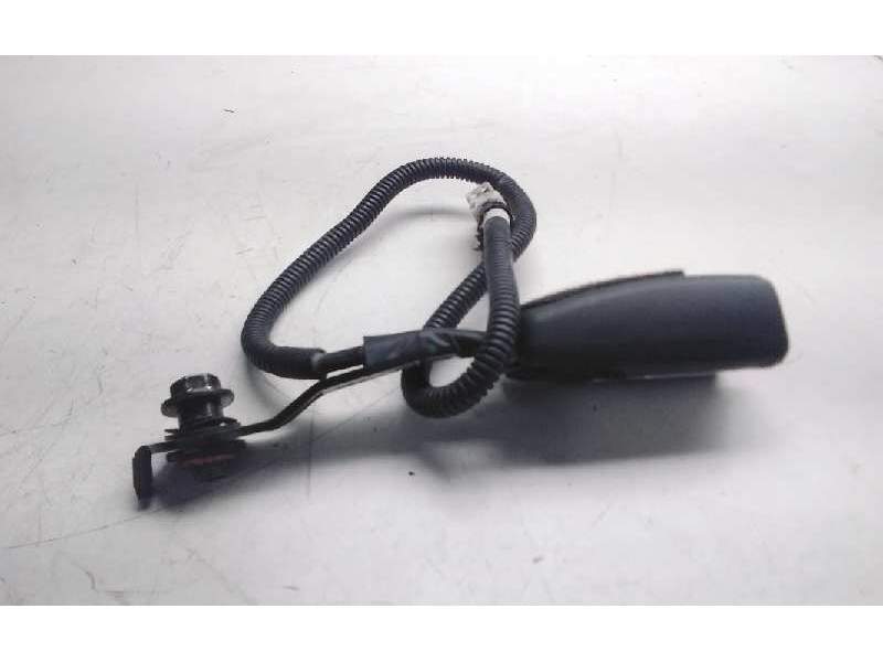 Recambio de enganche delantero derecho para hyundai i30 (gd) 1.6 crdi cat referencia OEM IAM K04150259  