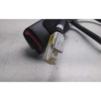 Recambio de enganche delantero derecho para hyundai i30 (gd) 1.6 crdi cat referencia OEM IAM K04150259  