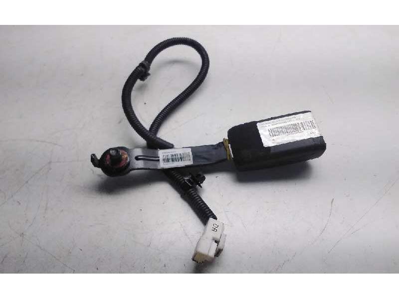 Recambio de enganche delantero izquierdo para hyundai i30 (gd) 1.6 crdi cat referencia OEM IAM K03270307  