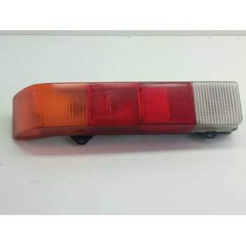 PILOTO TRASERO DERECHO 7629366P 95103