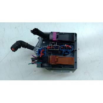 Recambio de caja fusibles para citroën jumper ii furgoneta (244) 2.2 hdi referencia OEM IAM 1332044080  