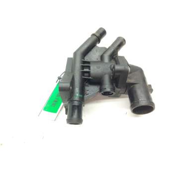 Recambio de caja termostato para ford focus iii sedán 1.0 ecoboost referencia OEM IAM CM5G9K478GA  