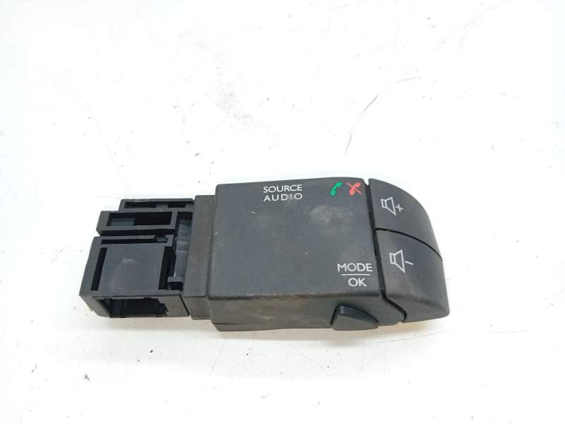 Recambio de mando multifuncion para renault captur i (j5_, h5_) 1.2 tce 120 referencia OEM IAM 255522448R  