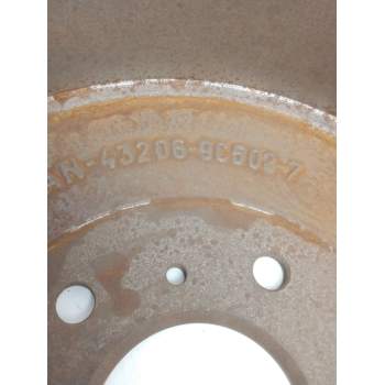 Recambio de tambor freno trasero para nissan serena (c23) 2.3 d referencia OEM IAM 432069C502  