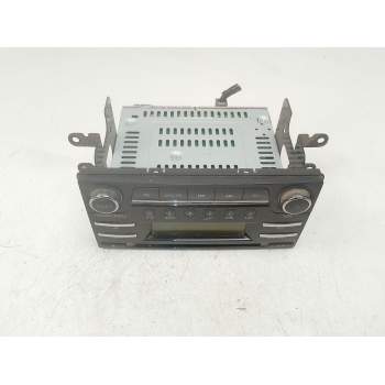 SISTEMA AUDIO / RADIO CD 