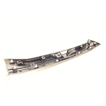 Recambio de piloto trasero central para volkswagen t-cross (c11, d31) 1.0 tsi referencia OEM IAM 2GM827577  