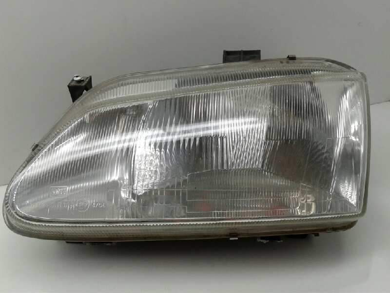 Recambio de faro izquierdo para renault megane i berlina hatchback (ba0) 1.6e europa referencia OEM IAM 4706  