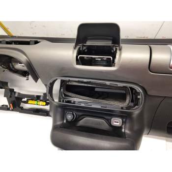 Recambio de salpicadero para citroën c4 cactus feel referencia OEM IAM 16117992BV  