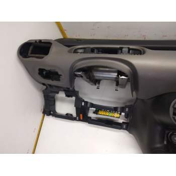 Recambio de salpicadero para citroën c4 cactus feel referencia OEM IAM 16117992BV  