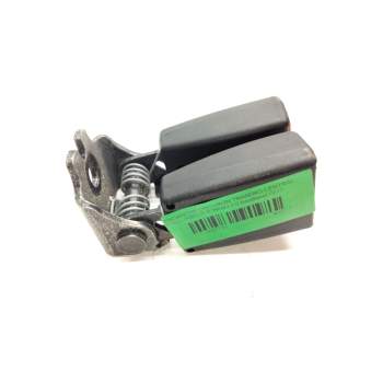 Recambio de enganche cinturon trasero central para ford focus iii sedán 1.0 ecoboost referencia OEM IAM BM51613K21  