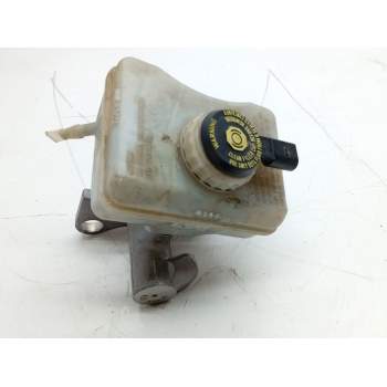 Recambio de bomba freno para audi q5 (8rb) 2.0 tdi quattro referencia OEM IAM 8K0611301A  