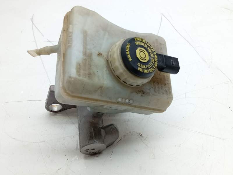 Recambio de bomba freno para audi q5 (8rb) 2.0 tdi quattro referencia OEM IAM 8K0611301A  