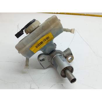 Recambio de bomba freno para audi q5 (8rb) 2.0 tdi quattro referencia OEM IAM 8K0611301A  