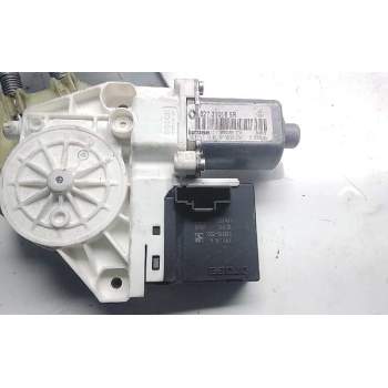 Recambio de elevalunas trasero izquierdo para renault megane iii berlina 5 p emotion referencia OEM IAM 827310185R  