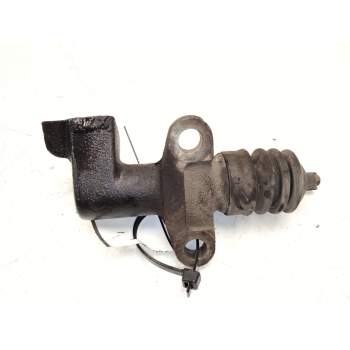 Recambio de bomba embrague para renault maxity 2.5 diesel referencia OEM IAM 2712087  