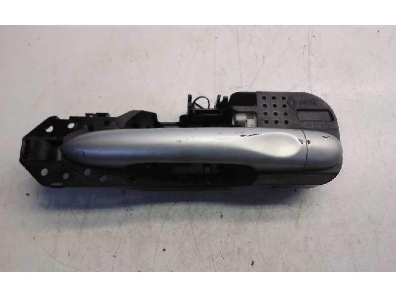 Recambio de maneta exterior delantera derecha para renault megane iii berlina 5 p emotion referencia OEM IAM 806060041R  
