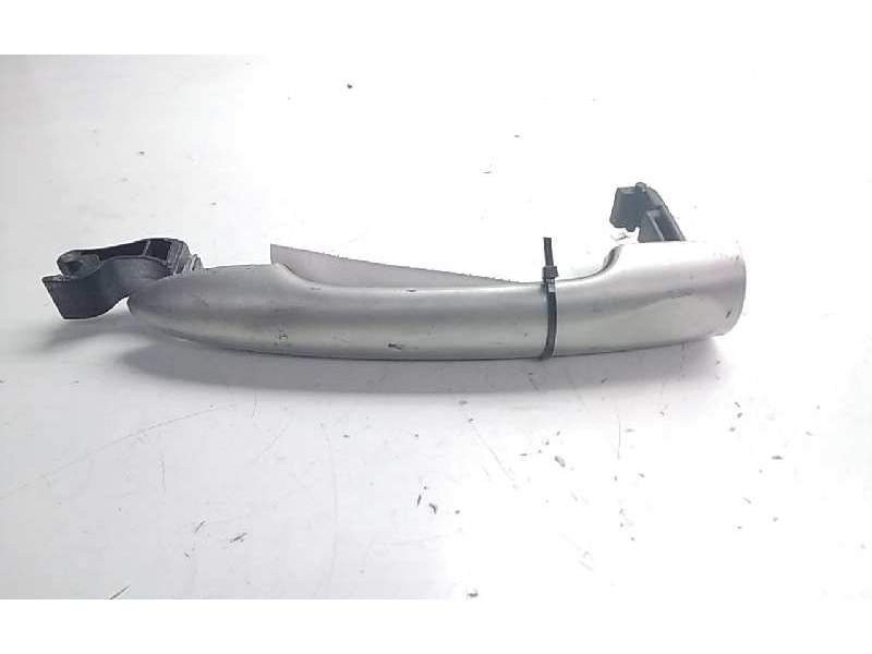 Recambio de maneta exterior trasera izquierda para renault megane iii berlina 5 p emotion referencia OEM IAM   