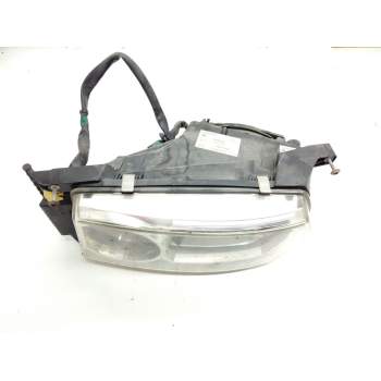 Recambio de faro izquierdo para scania r480 referencia OEM IAM 2000049  