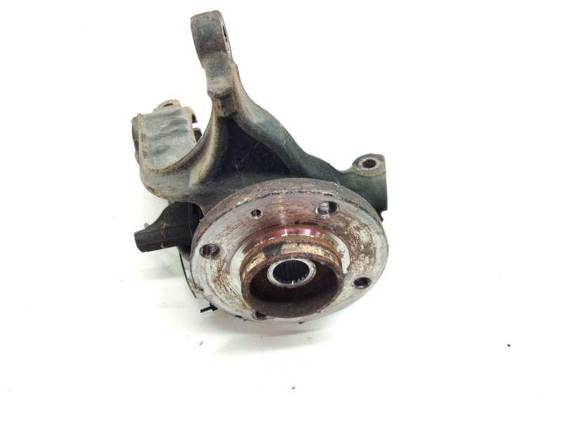 Recambio de mangueta delantera izquierda para citroën c4 cactus feel referencia OEM IAM 1607557480  