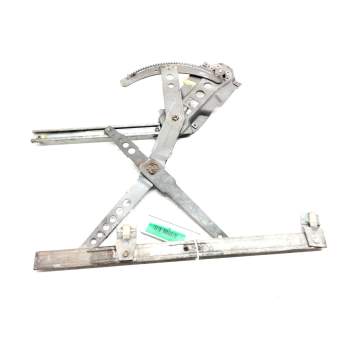 Recambio de elevalunas delantero derecho para bmw serie 5 (e28) 520i referencia OEM IAM 18679040  