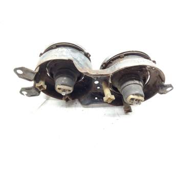 Recambio de faro izquierdo para bmw serie 5 (e28) 520i referencia OEM IAM   