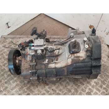Recambio de caja cambios para renault maxity 2.5 diesel referencia OEM IAM 321319X507A  