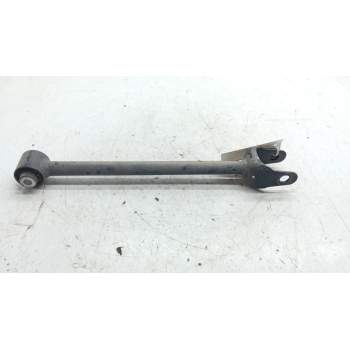 BRAZO SUSPENSION SUPERIOR TRASERO DERECHO 