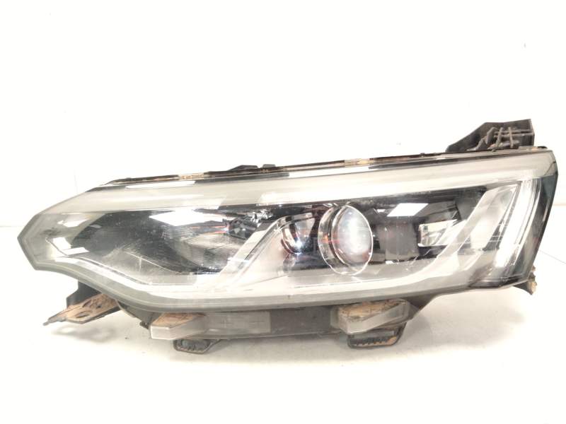 Recambio de faro izquierdo para renault talisman (lp_) 1.6 tce 150 referencia OEM IAM   
