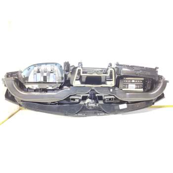 Recambio de salpicadero para land rover discovery 5 referencia OEM IAM MY10L319LHD CH2204635AB8PVJ  