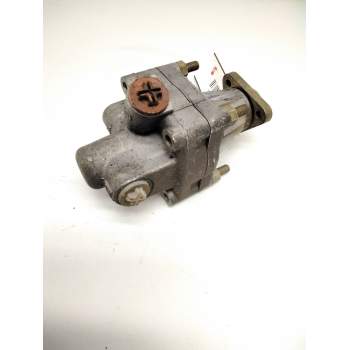 Recambio de bomba servodireccion para nissan trade caja/chasis 2.8 d referencia OEM IAM 7681955217 7633225 ZF