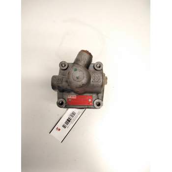 Recambio de bomba servodireccion para nissan trade caja/chasis 2.8 d referencia OEM IAM 7681955217 7633225 ZF