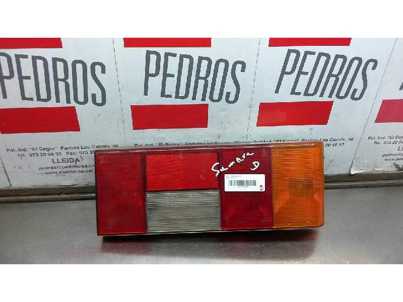 Recambio de piloto trasero derecho para » otros... premium 370 26 g 6x2 referencia OEM IAM 21083716040 21083716010 9573
