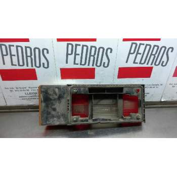 Recambio de piloto trasero derecho para » otros... premium 370 26 g 6x2 referencia OEM IAM 21083716040 21083716010 9573