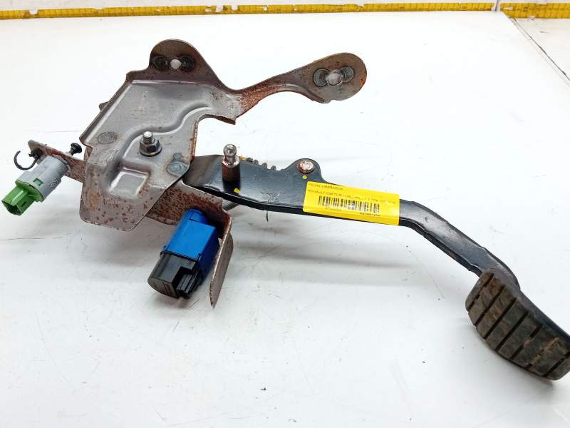 Recambio de pedal embrague para renault captur i (j5_, h5_) 1.2 tce 120 referencia OEM IAM 465033591R  