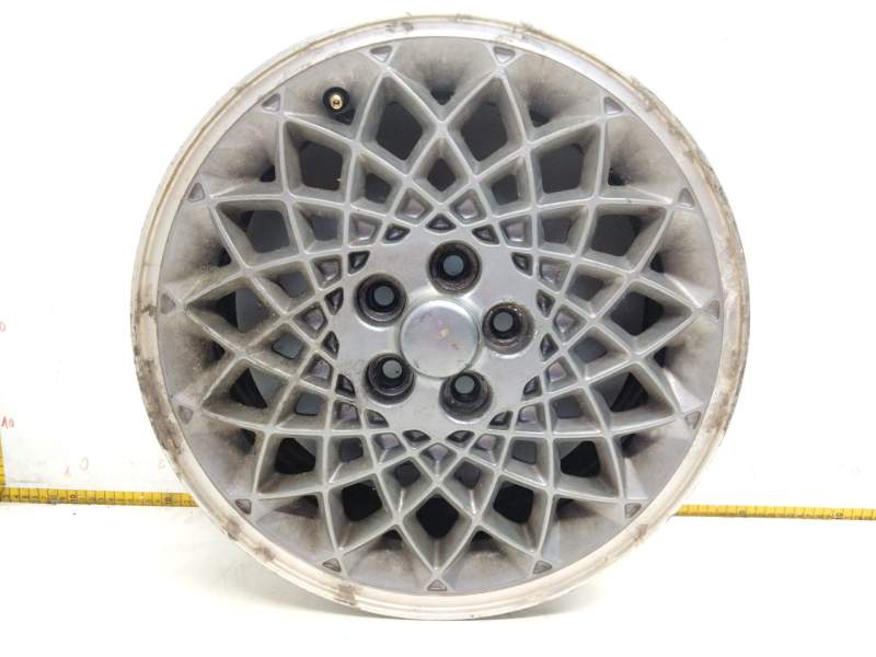 Recambio de llanta aluminio para chrysler le baron sedán 2.5 i turbo referencia OEM IAM 4472260  