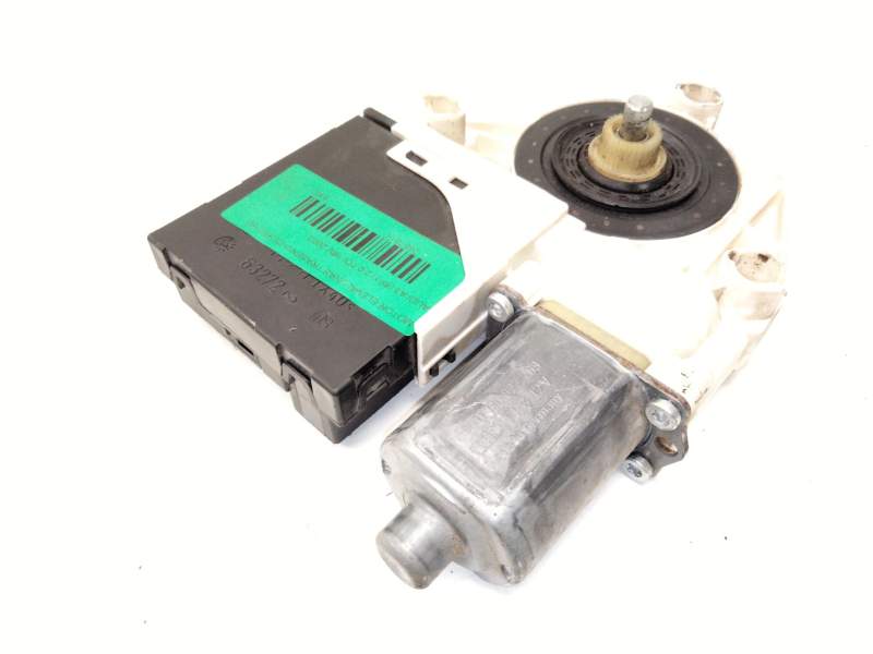 Recambio de motor elevalunas trasero derecho para audi a3 (8p1) 2.0 tdi 16v referencia OEM IAM 8P4959802B  