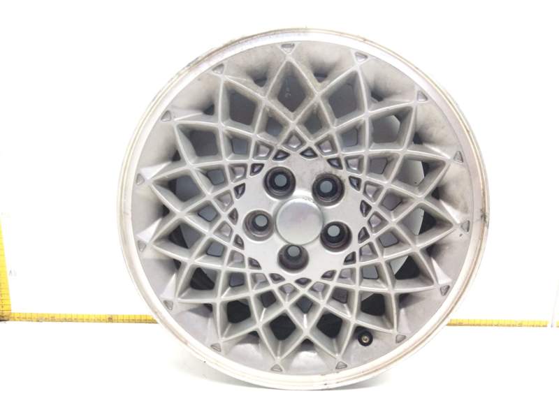Recambio de llanta aluminio para chrysler le baron sedán 2.5 i turbo referencia OEM IAM 4472260  
