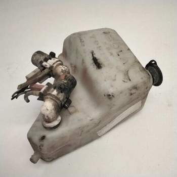 Recambio de deposito limpia para lancia delta 1.9 turbodiesel cat referencia OEM IAM   9653