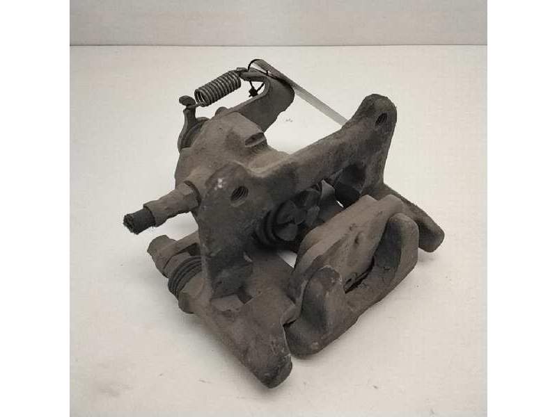 Recambio de pinza freno trasera derecha para lancia delta 1.9 turbodiesel cat referencia OEM IAM   9659