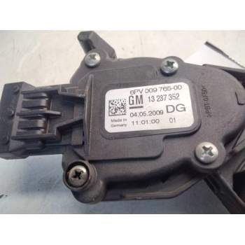 Recambio de potenciometro pedal para opel insignia berlina cosmo referencia OEM IAM 13237352  