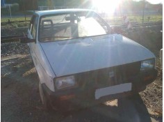 seat ibiza del año 1