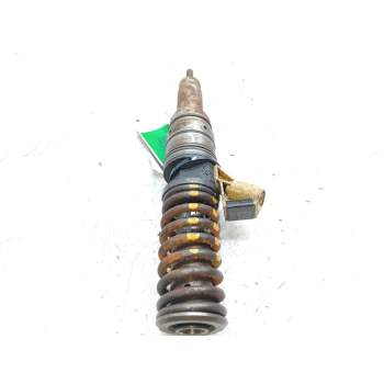 Recambio de inyector para iveco eurocargo 150 e 18 referencia OEM IAM 504132378  