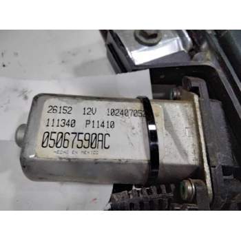 Recambio de elevalunas delantero derecho para chrysler pt cruiser (pt) 1.6 classic referencia OEM IAM 05017810AC  